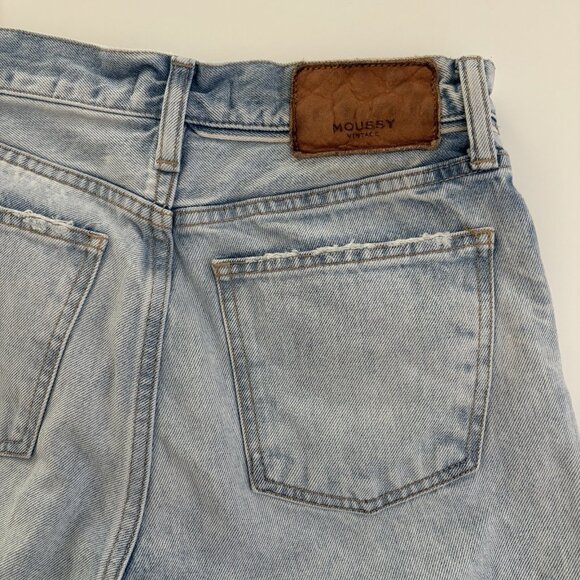 Moussy Lt Wash Slim Straight Crop Jean (Sz 24) 100% Cotton Mid Rise Button Front - Picture 8 of 11